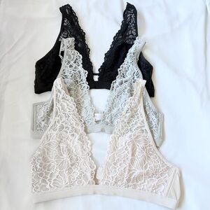 🎉SOLD!🎉 3 Xhilaration Plunge Floral Lace Bralettes M